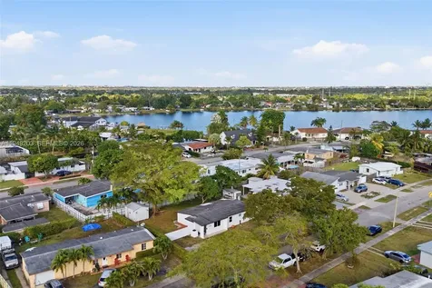 11065 SW 52nd Drive Miami FL 33165