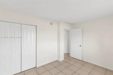 6900 SW 39th Street Davie FL 33314