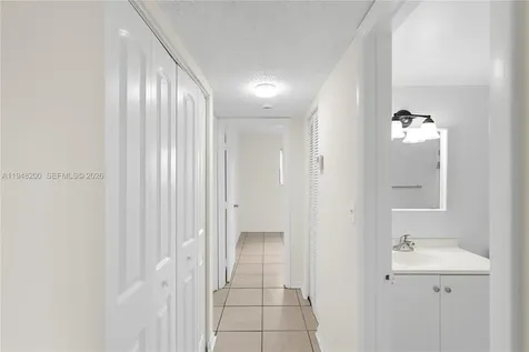 6900 SW 39th Street Davie FL 33314