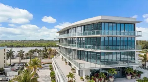 Hollywood FL 33019