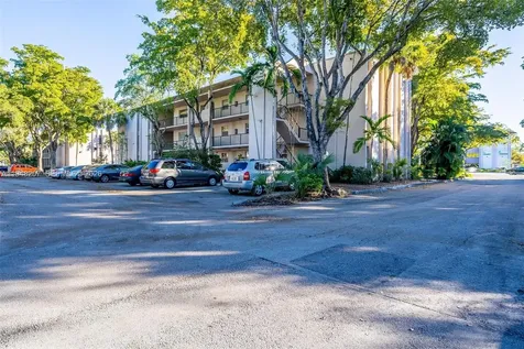 469 N Pine Island Road Plantation FL 33324