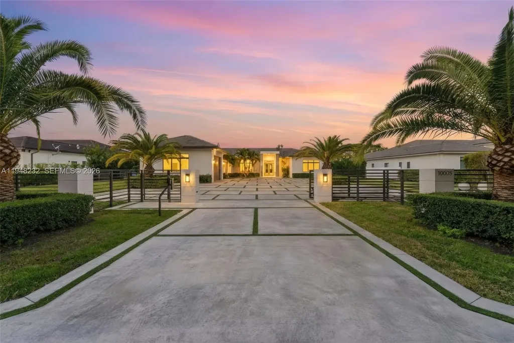 10005 SW 66th Street Miami FL 33173