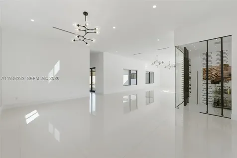 10005 SW 66th Street Miami FL 33173