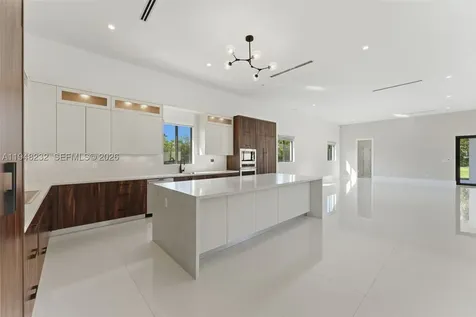 10005 SW 66th Street Miami FL 33173