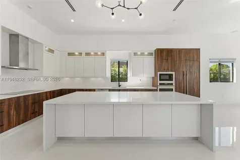 10005 SW 66th Street Miami FL 33173