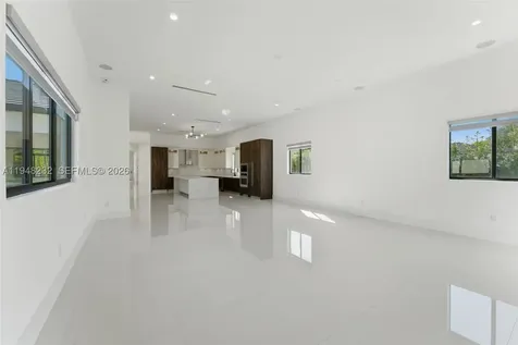 10005 SW 66th Street Miami FL 33173