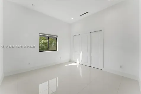 10005 SW 66th Street Miami FL 33173