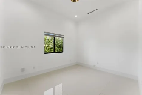 10005 SW 66th Street Miami FL 33173