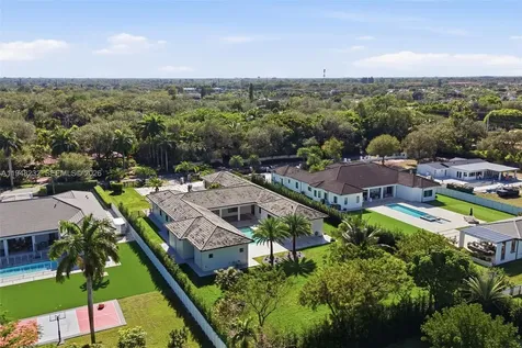 10005 SW 66th Street Miami FL 33173