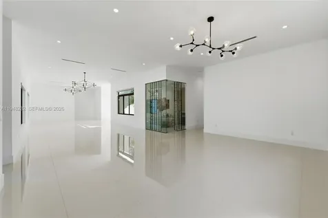 10005 SW 66th Street Miami FL 33173