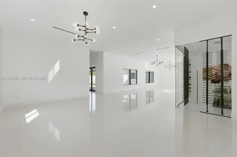10005 SW 66th Street Miami FL 33173