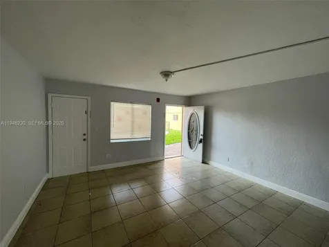2330 NW 11th Street Miami FL 33125