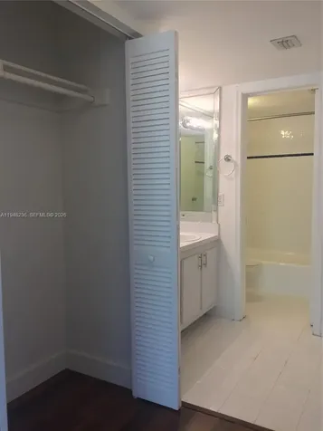 9225 SW 87th Avenue Miami FL 33176