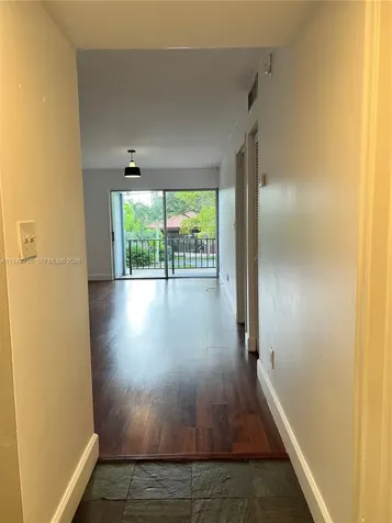 9225 SW 87th Avenue Miami FL 33176