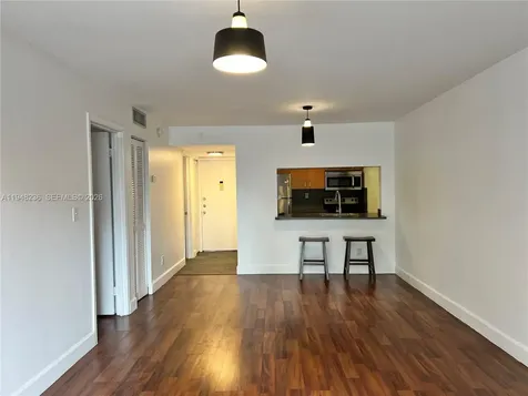 9225 SW 87th Avenue Miami FL 33176