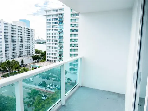 1035 West Avenue Miami Beach FL 33139