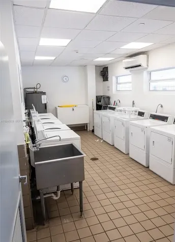 1035 West Avenue Miami Beach FL 33139