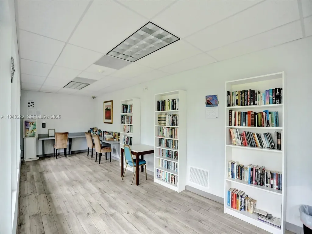 2771 Taft Street Hollywood FL 33020