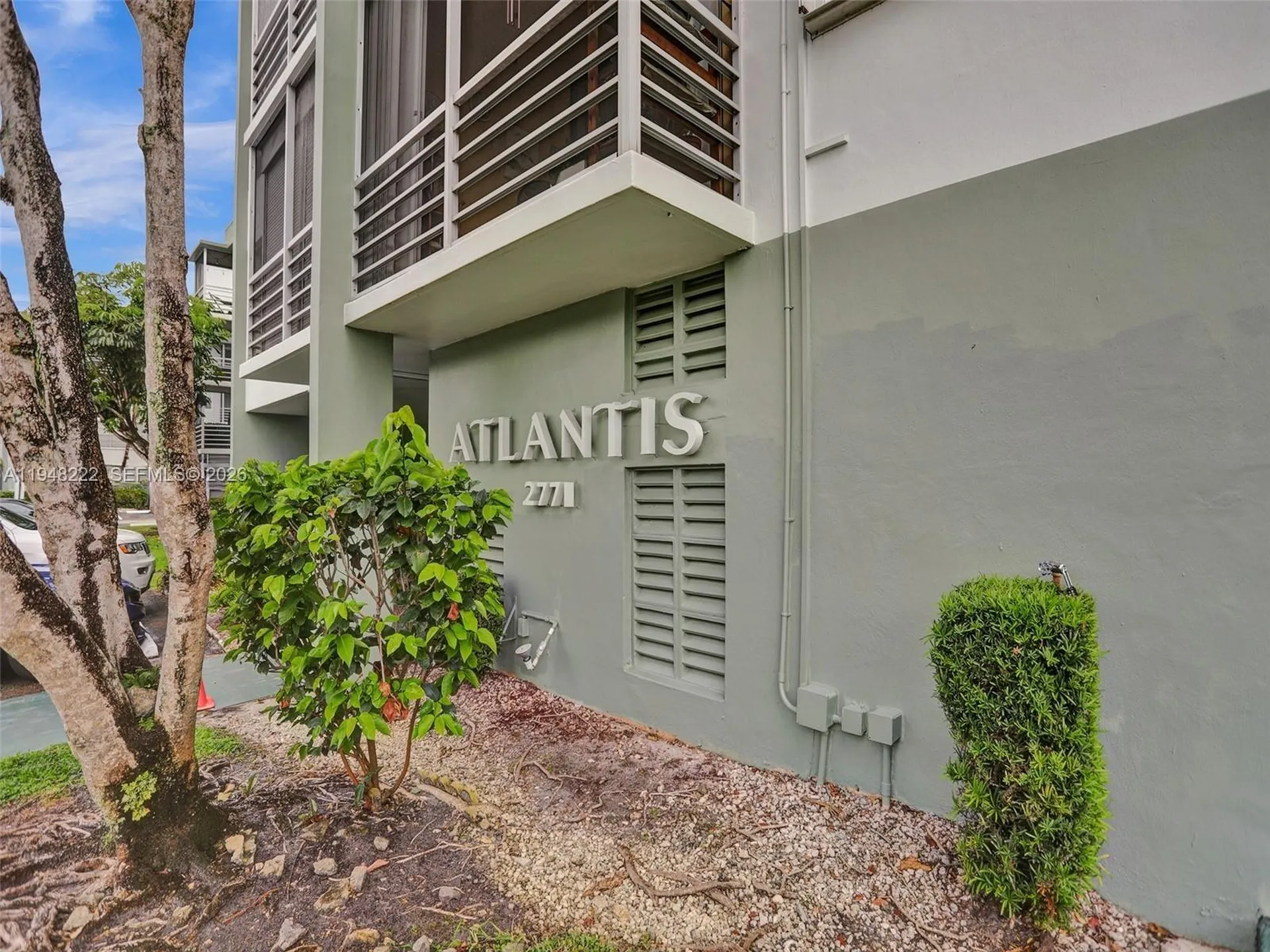 2771 Taft Street Hollywood FL 33020