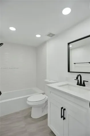 2771 Taft Street Hollywood FL 33020