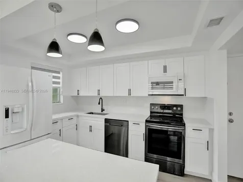 2771 Taft Street Hollywood FL 33020