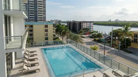 3319 N Ocean Drive Hollywood FL 33019