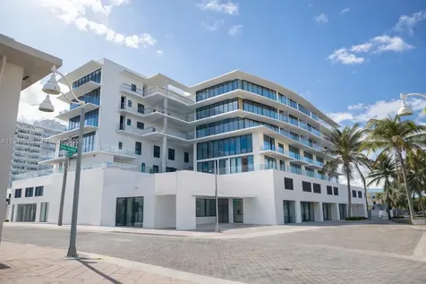 3319 N Ocean Drive Hollywood FL 33019