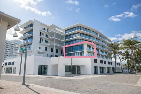 3319 N Ocean Drive Hollywood FL 33019