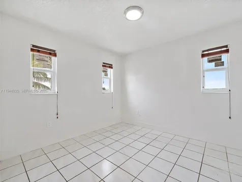 13841 SW 17th Terrace Miami FL 33175