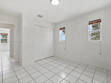 13841 SW 17th Terrace Miami FL 33175
