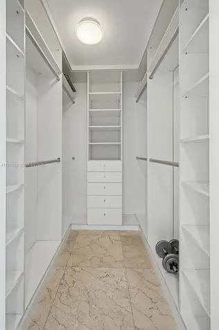 5025 Collins Avenue Miami Beach FL 33140