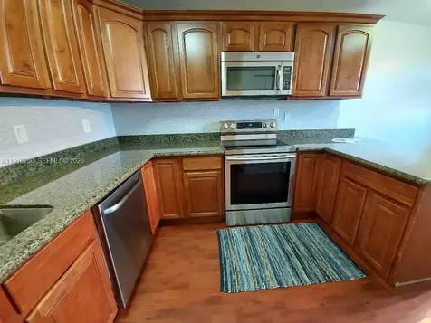20033 NE 2nd Place Miami FL 33179