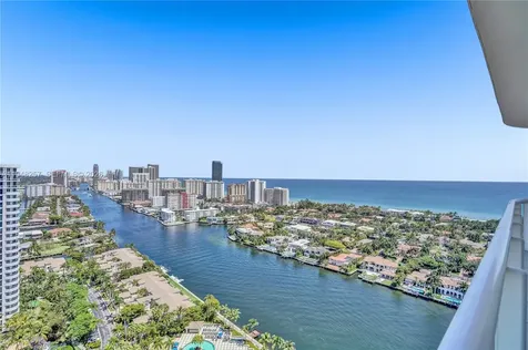 21050 Point Place Aventura FL 33180