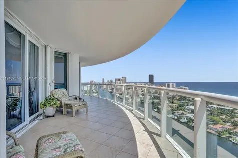 21050 Point Place Aventura FL 33180