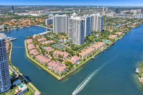 21050 Point Place Aventura FL 33180