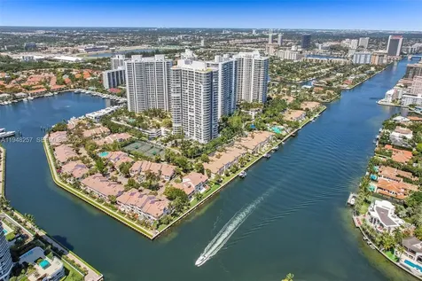 21050 Point Place Aventura FL 33180