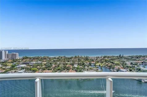 21050 Point Place Aventura FL 33180