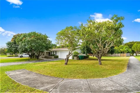 15200 SW 84th Avenue Palmetto Bay FL 33157