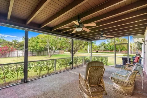 15200 SW 84th Avenue Palmetto Bay FL 33157