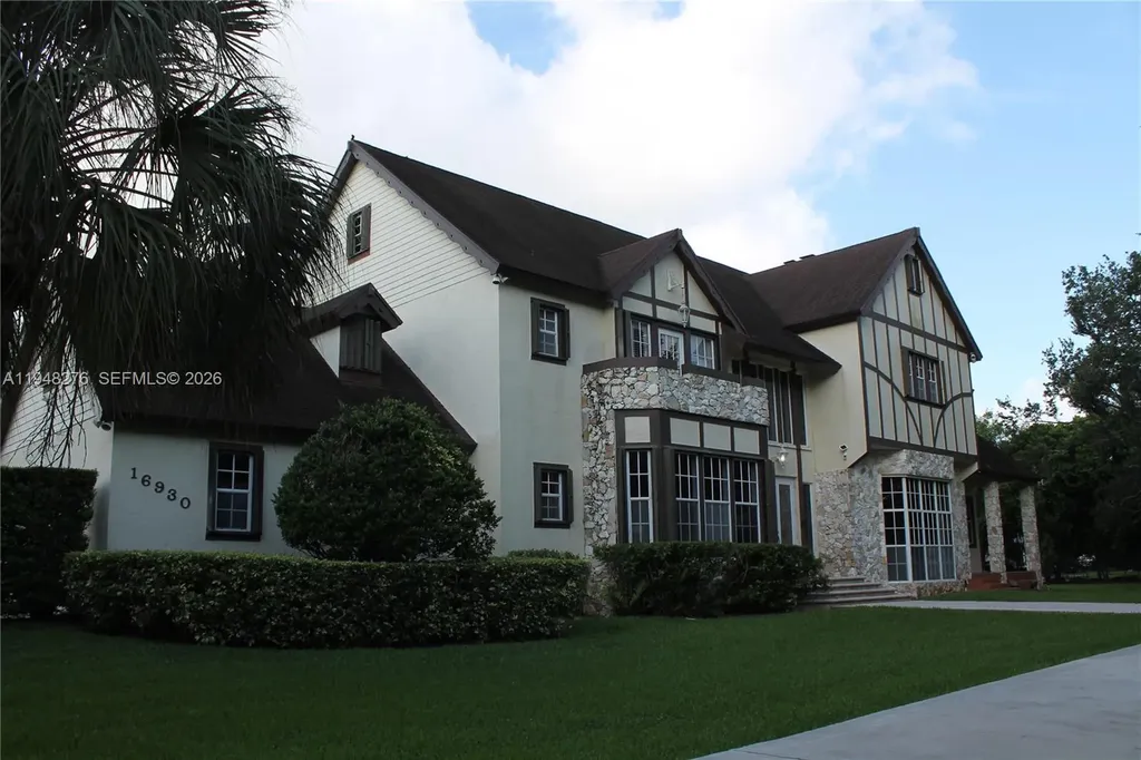 16930 SW 266th Terrace Homestead FL 33031