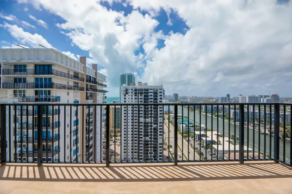 2101 S Ocean Drive Hollywood FL 33019