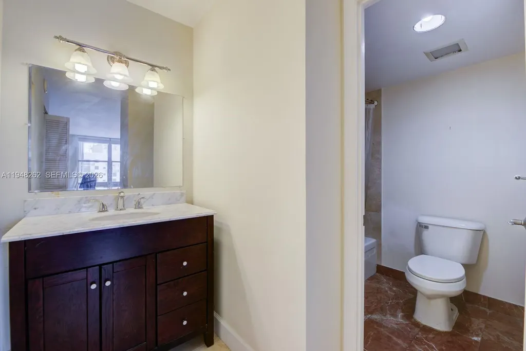 2101 S Ocean Drive Hollywood FL 33019