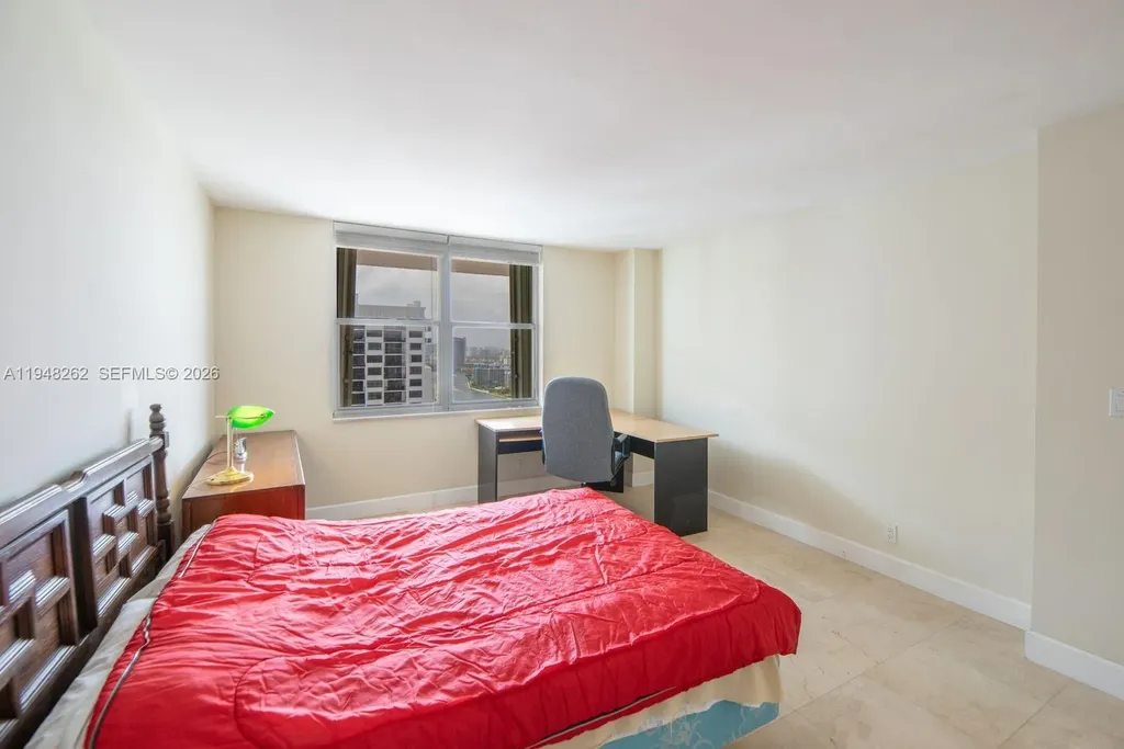 2101 S Ocean Drive Hollywood FL 33019