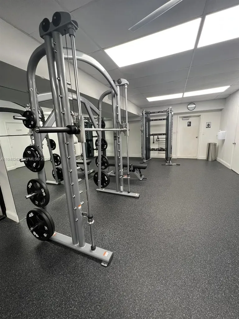 2101 S Ocean Drive Hollywood FL 33019