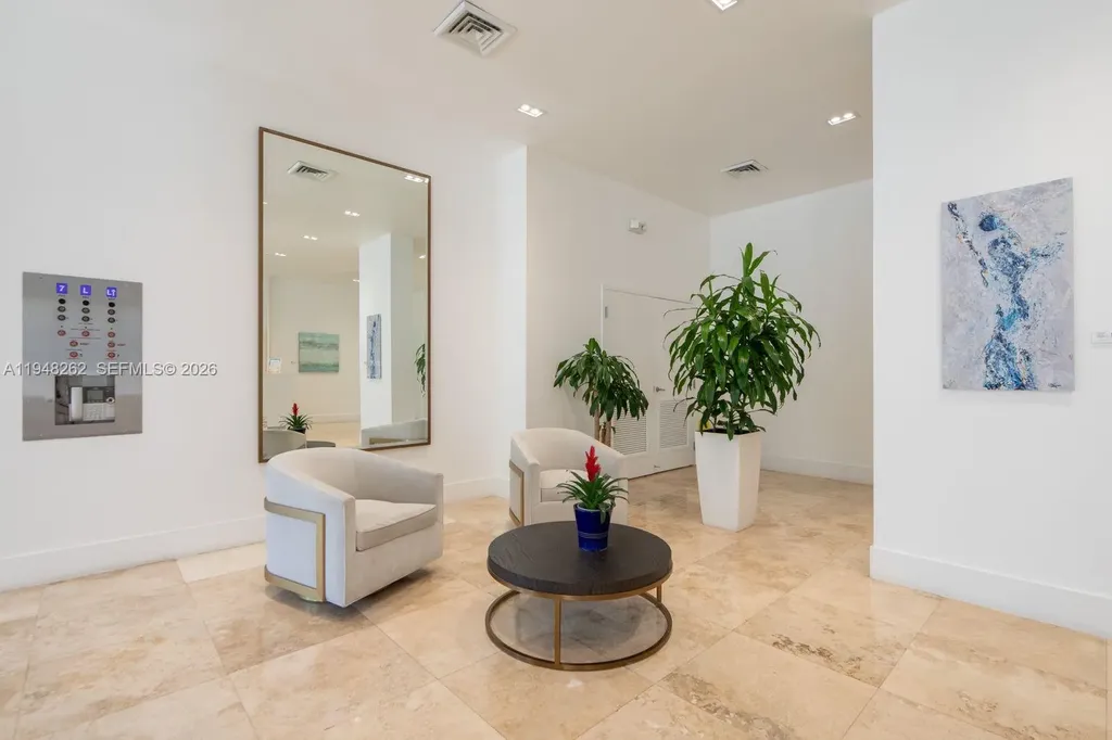 2101 S Ocean Drive Hollywood FL 33019
