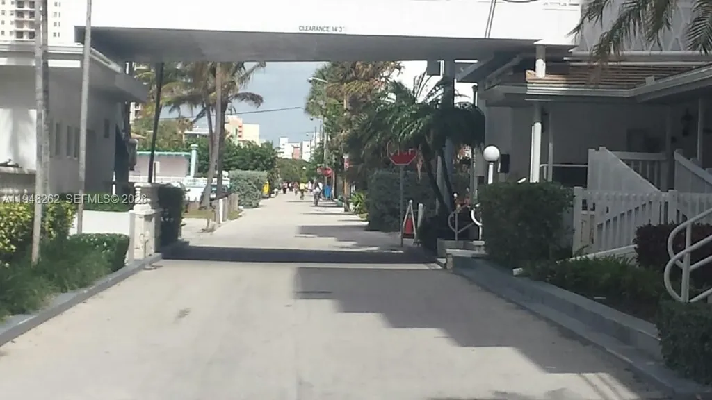2101 S Ocean Drive Hollywood FL 33019