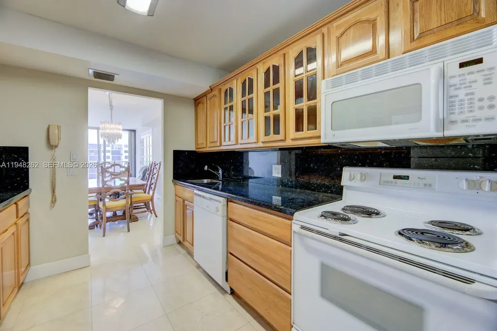 2101 S Ocean Drive Hollywood FL 33019