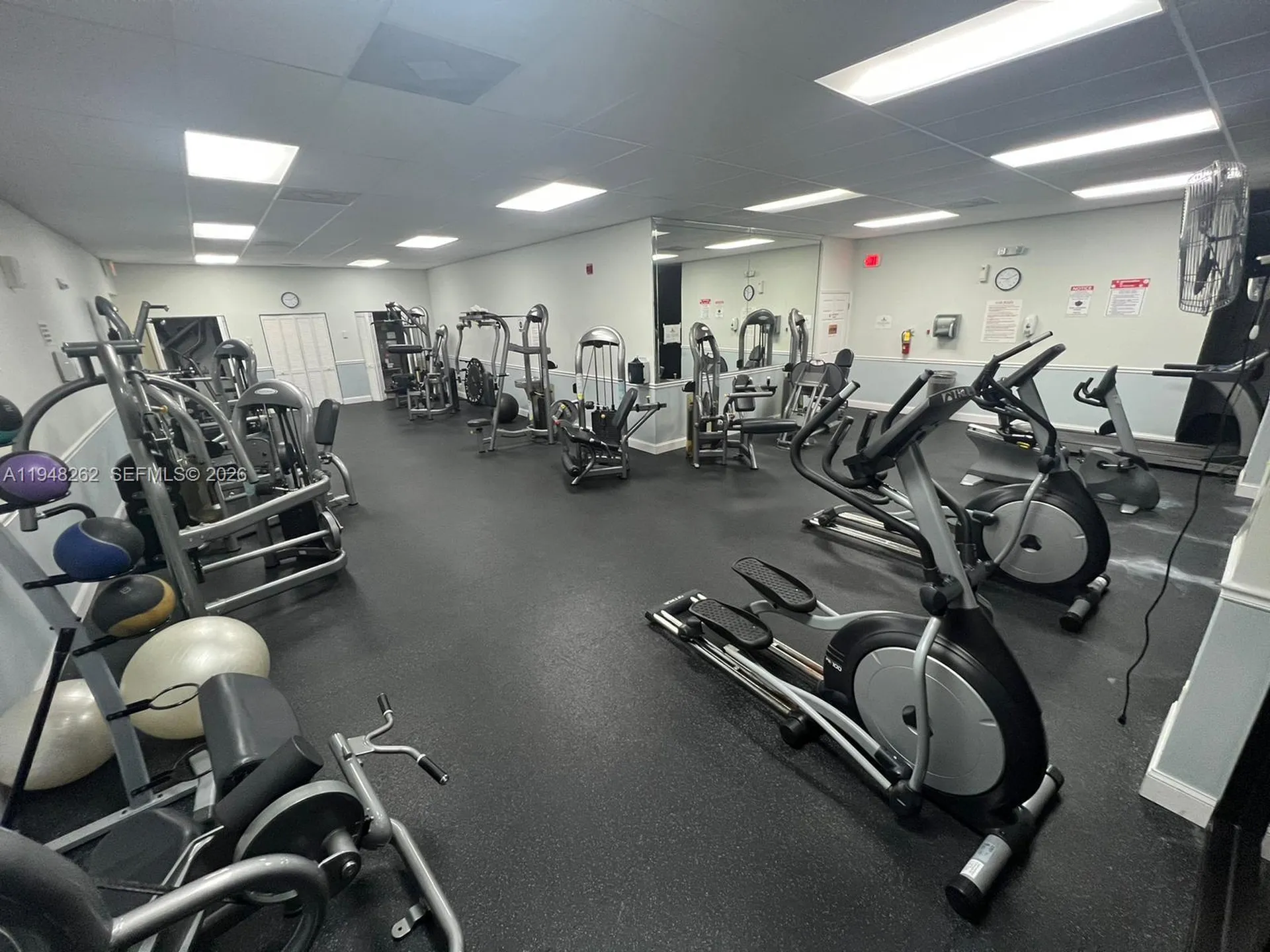 2101 S Ocean Drive Hollywood FL 33019