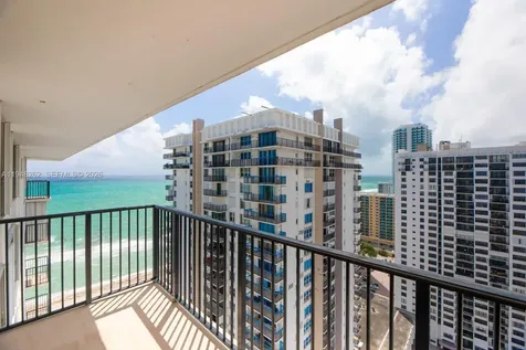 2101 S Ocean Drive Hollywood FL 33019