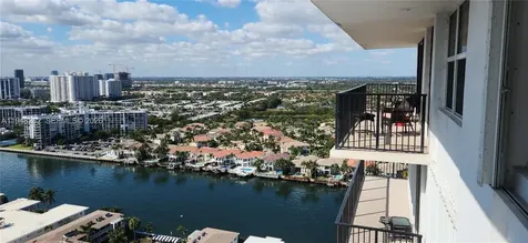 2101 S Ocean Drive Hollywood FL 33019